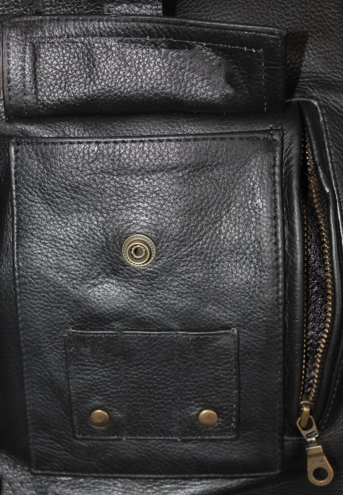 MG435 Motorcycle Leather Vest image 8